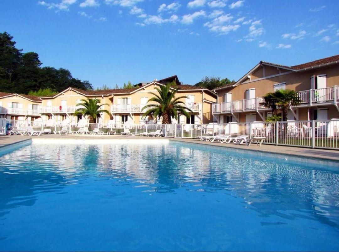 Petit Oasis Avec Piscine Apartment Anglet Exterior photo